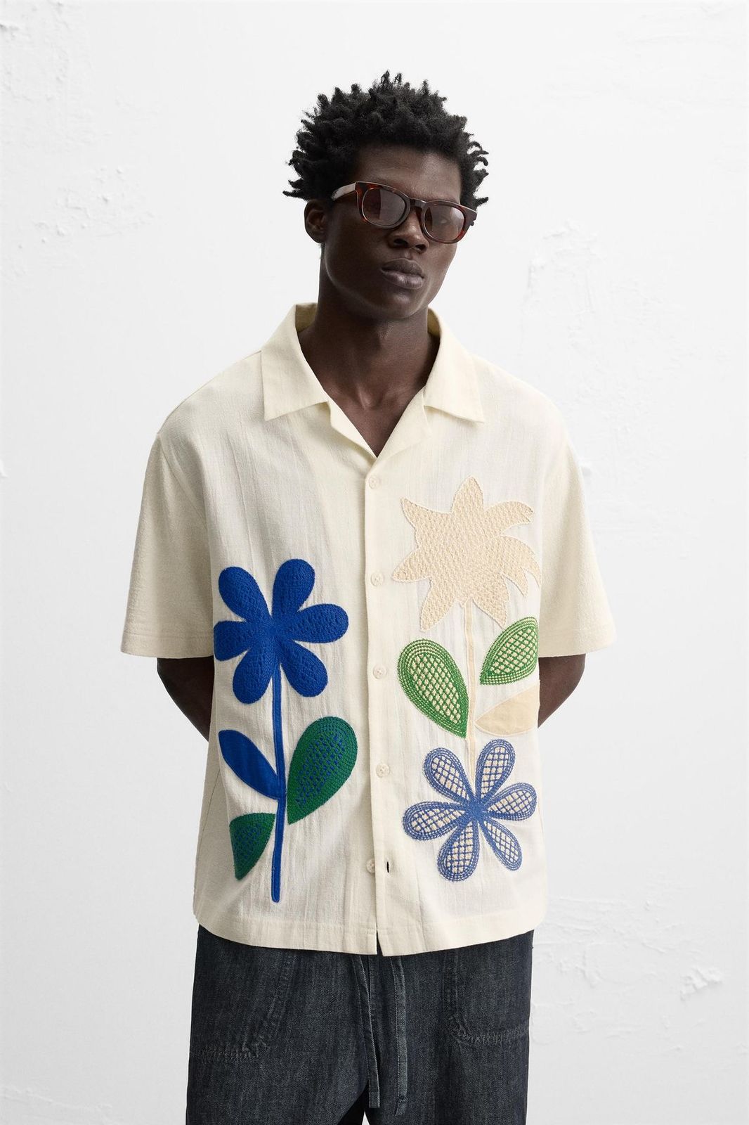 Men's Embroidered Floral Camp Collar Shirt
