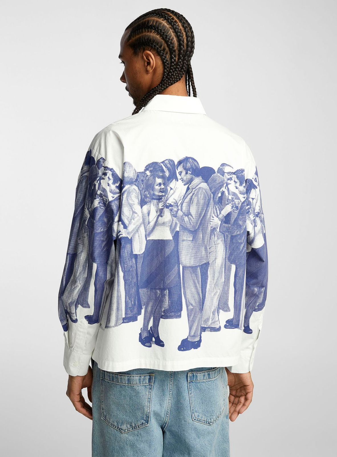 Men's Casual Cotton Shirt with Vintage Crowd Print – Long Sleeve White & Blue Graphic Design