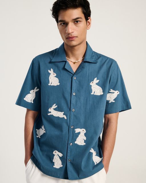 Men's Casual Cotton Shirt with Embroidered Bunny Print – Blue Short Sleeve Button-Up