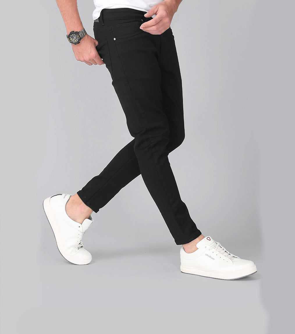 Timeless Black Jeans - Elevate Your Style with BWOLVES