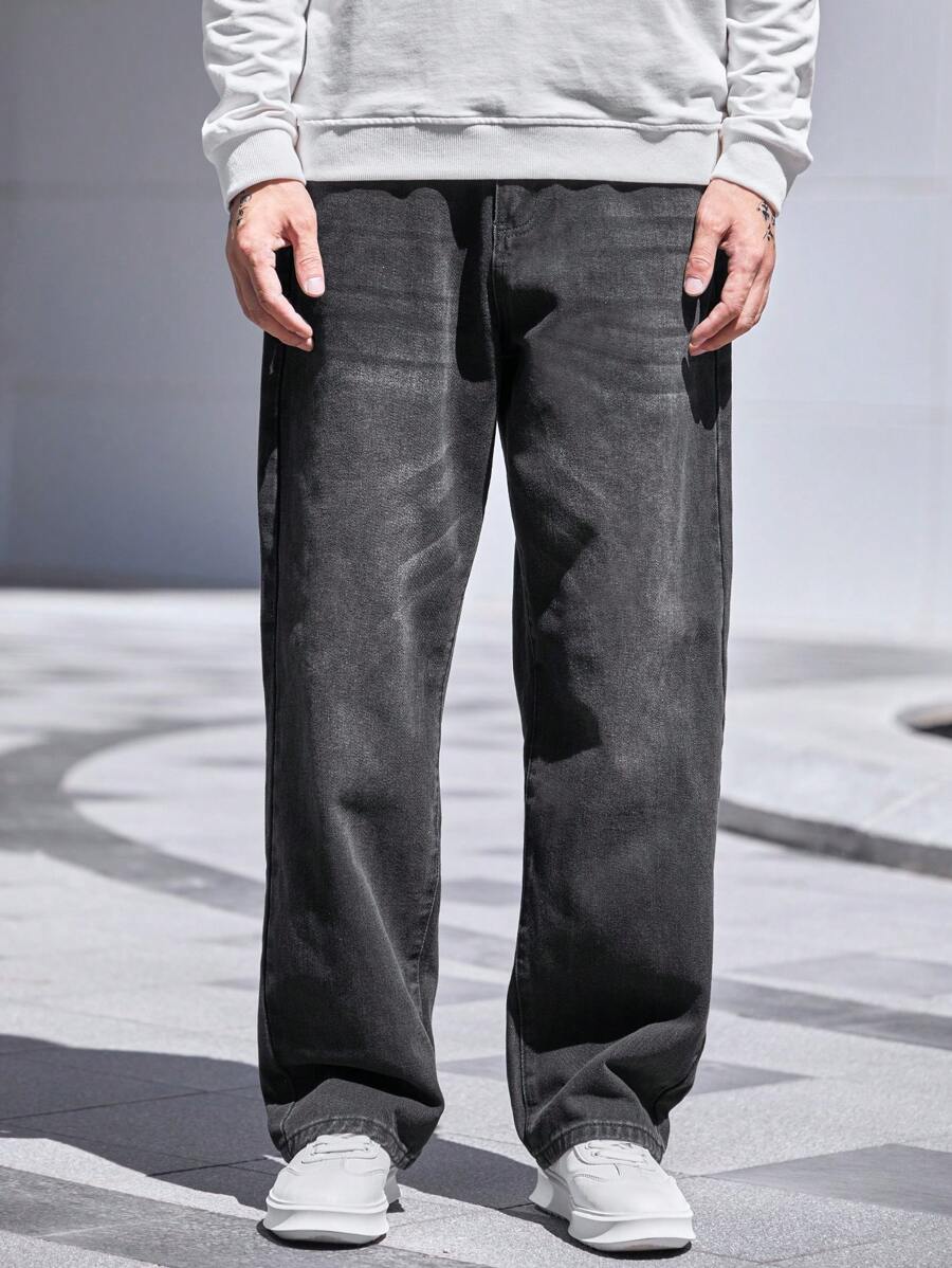 Essential Style: Men's Dark Grey Cotton Denim Pocketed Jeans