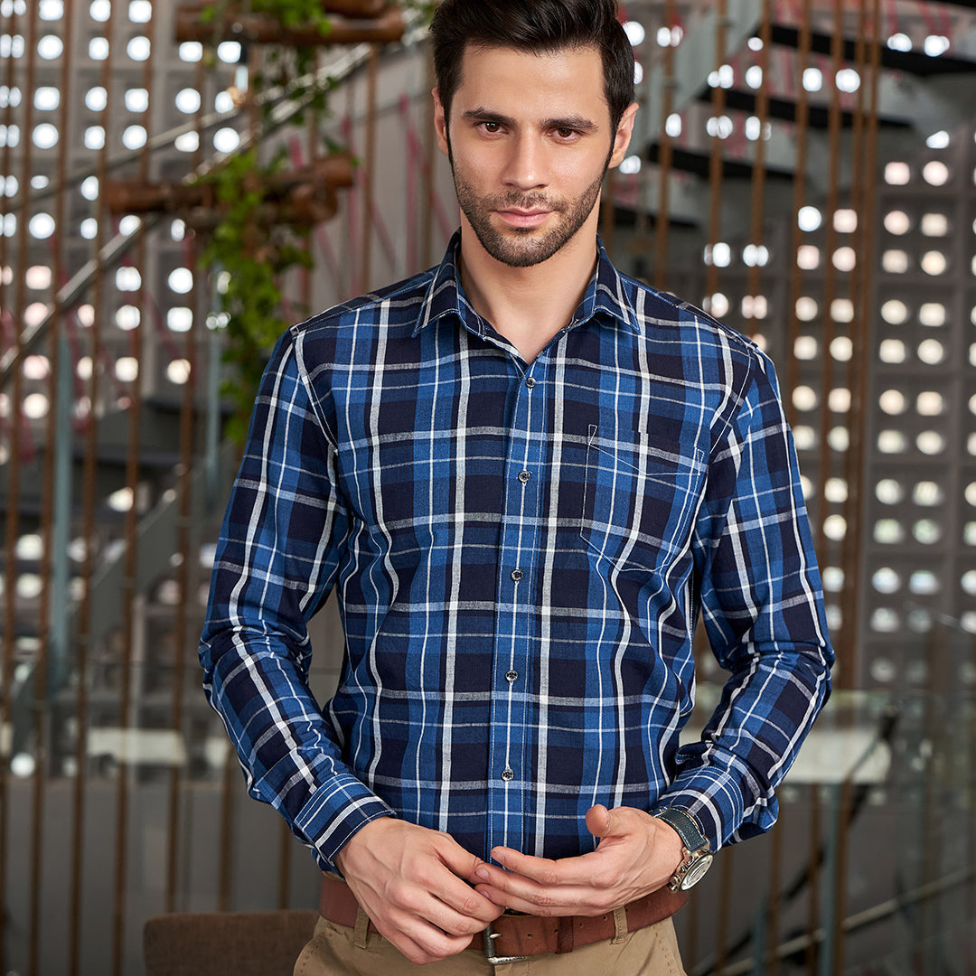 Blue And Shite Checked Casual Shirt, Spread Collar